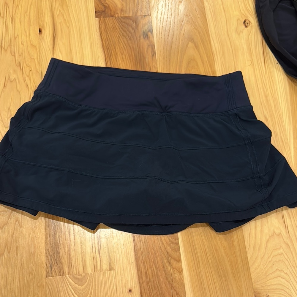 Chic Black Sports Skirt